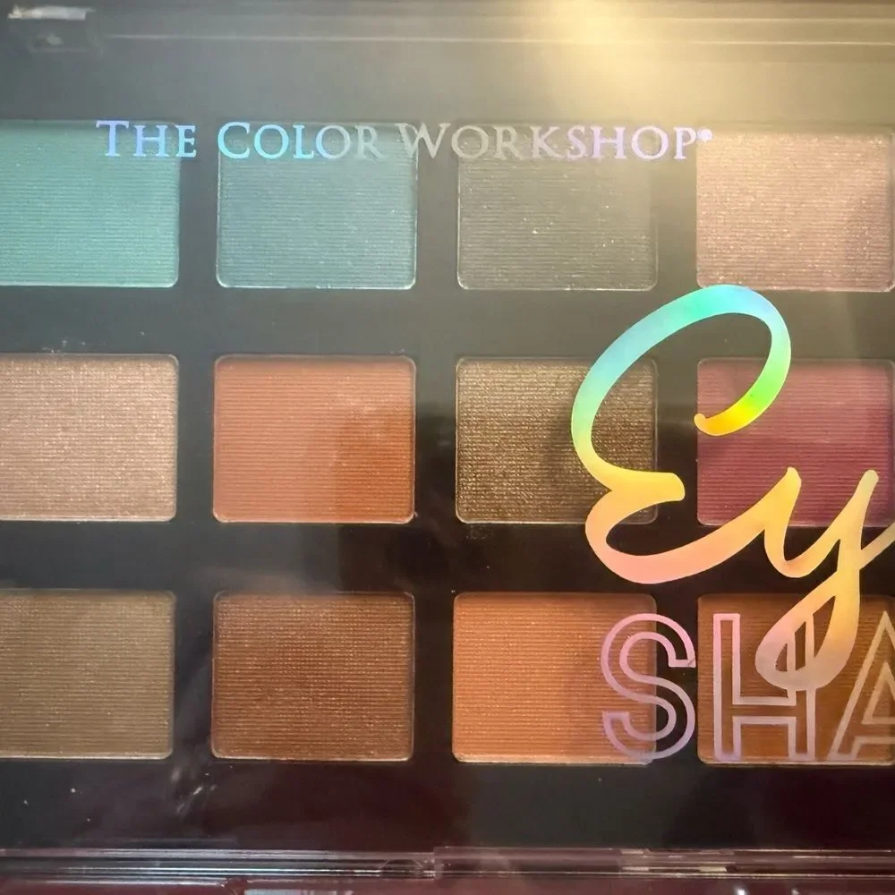 Vibrant Multi Colored Eyeshadow Palette with Shimmery Finishes